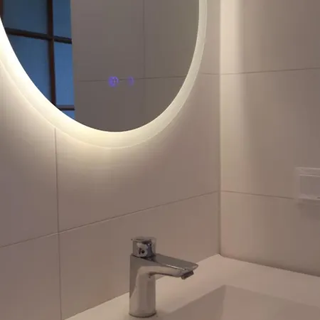 Aliise Garden Guesthause Гостевой дом *